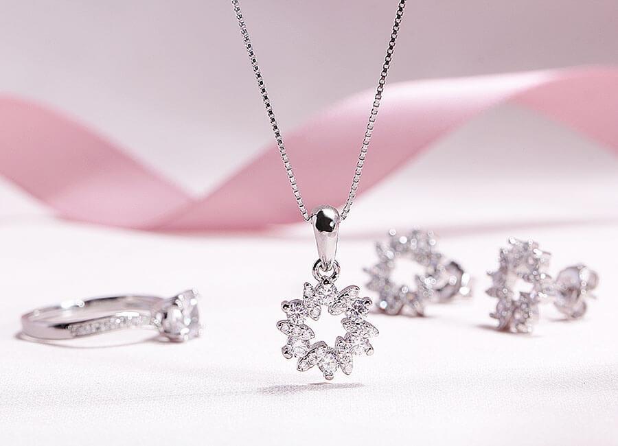 trang sức 8/3 trang sức 8/3