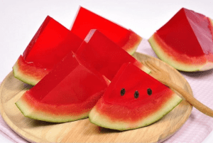 Read more about the article Hướng dẫn làm thạch rau câu dưa hấu thơm ngon