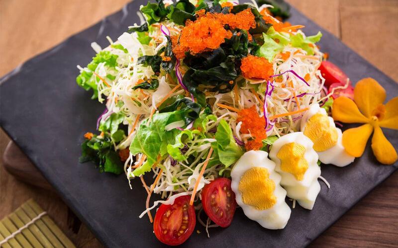 Read more about the article 5 Cách trộn salad ngon, bổ dưỡng và dễ làm tại nhà