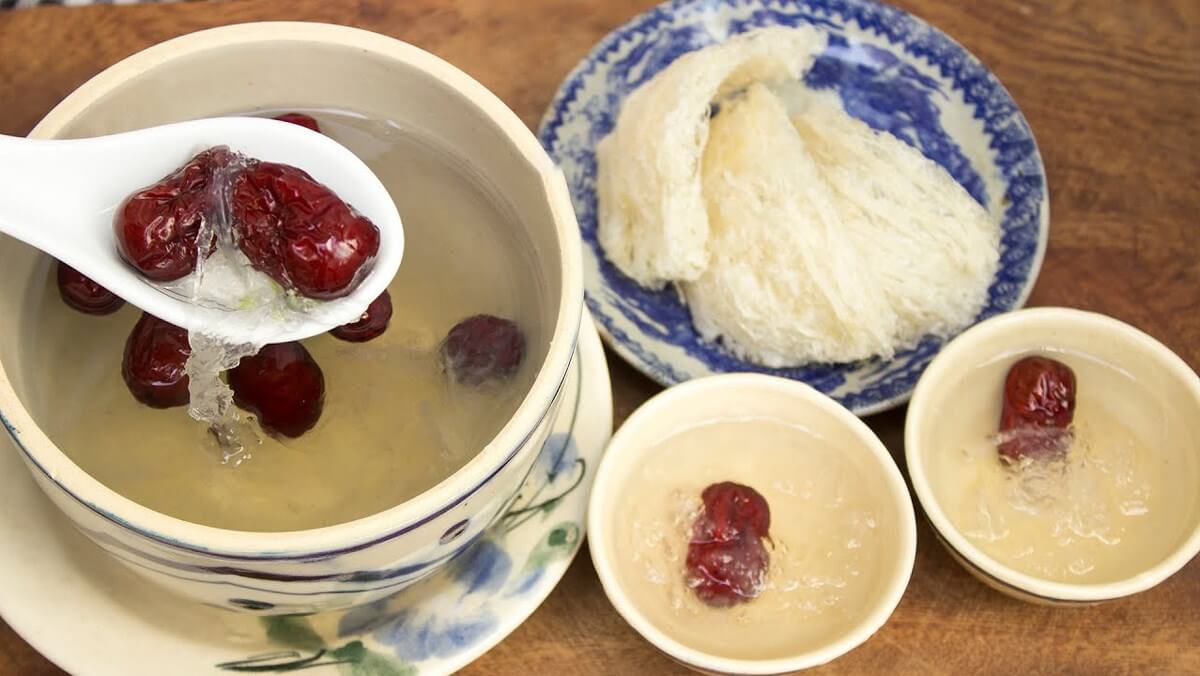 Yến chưng táo đỏ