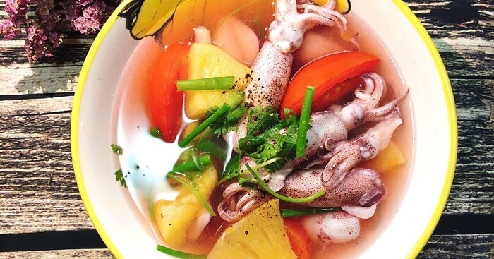 Canh chua mực Canh chua mực