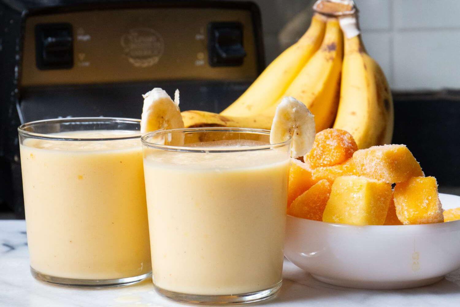 Sinh tố xoài chuối