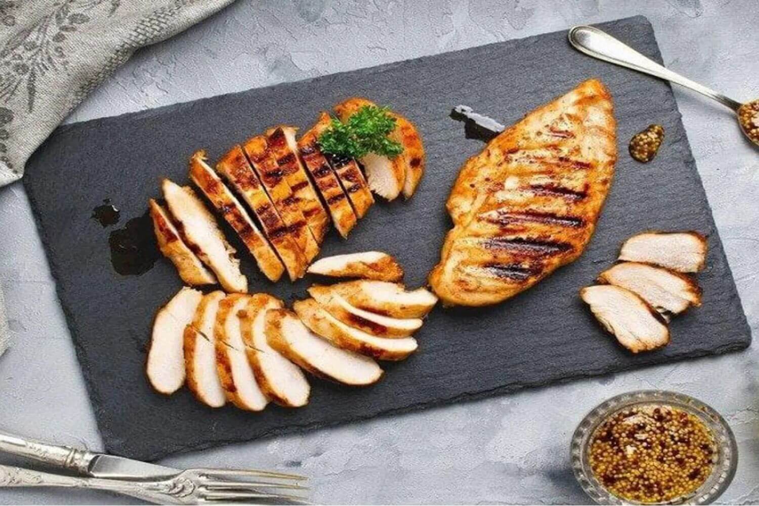 Ức gà nướng mật ong Ức gà nướng mật ong